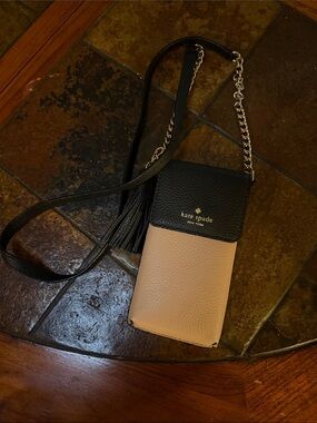 kate spade Black and Blush Two-Tone Crossbody Phone Bag